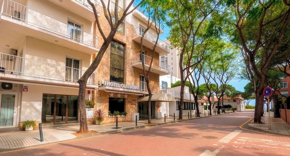 Hotel Medium Claramar