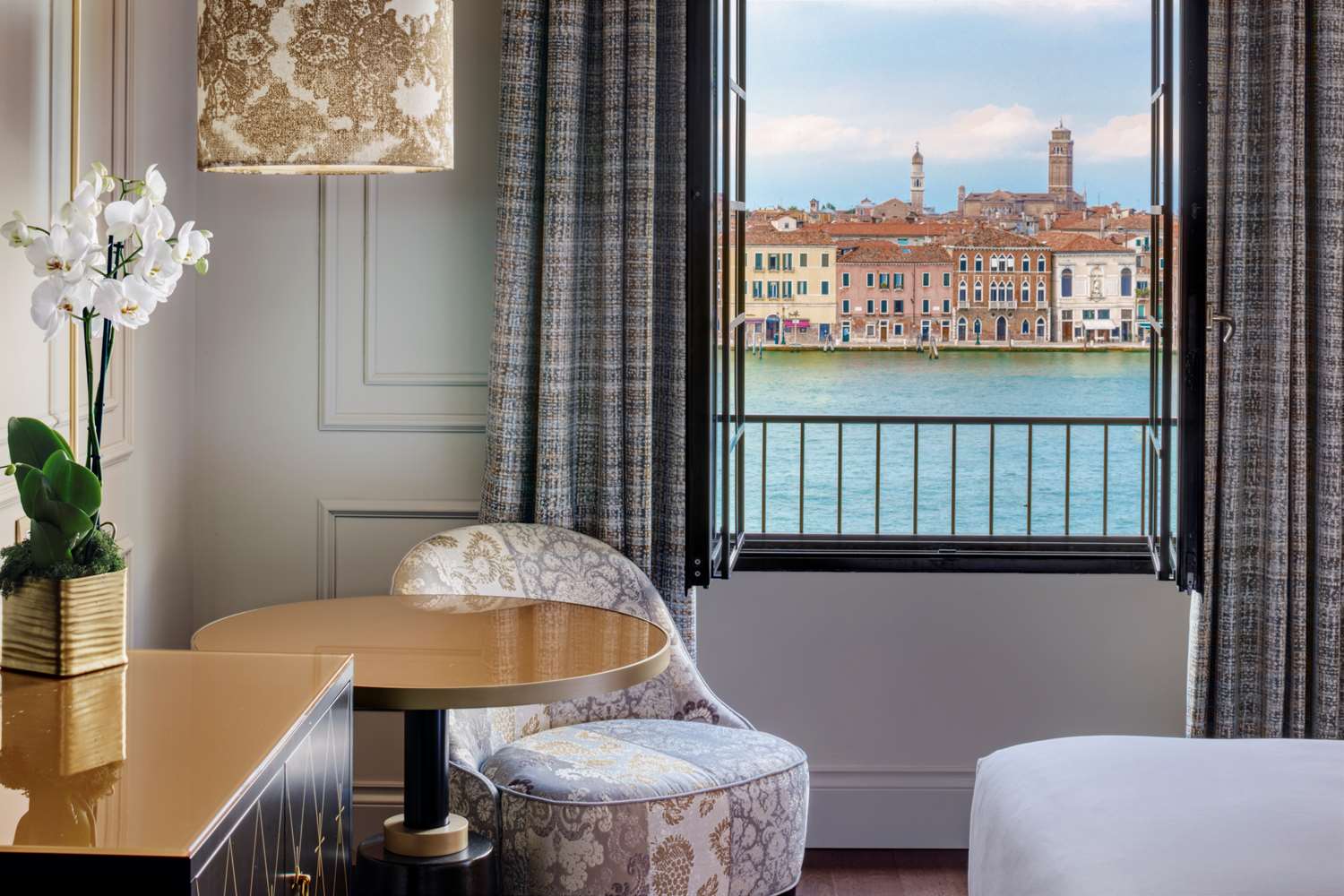King molino executive with view
