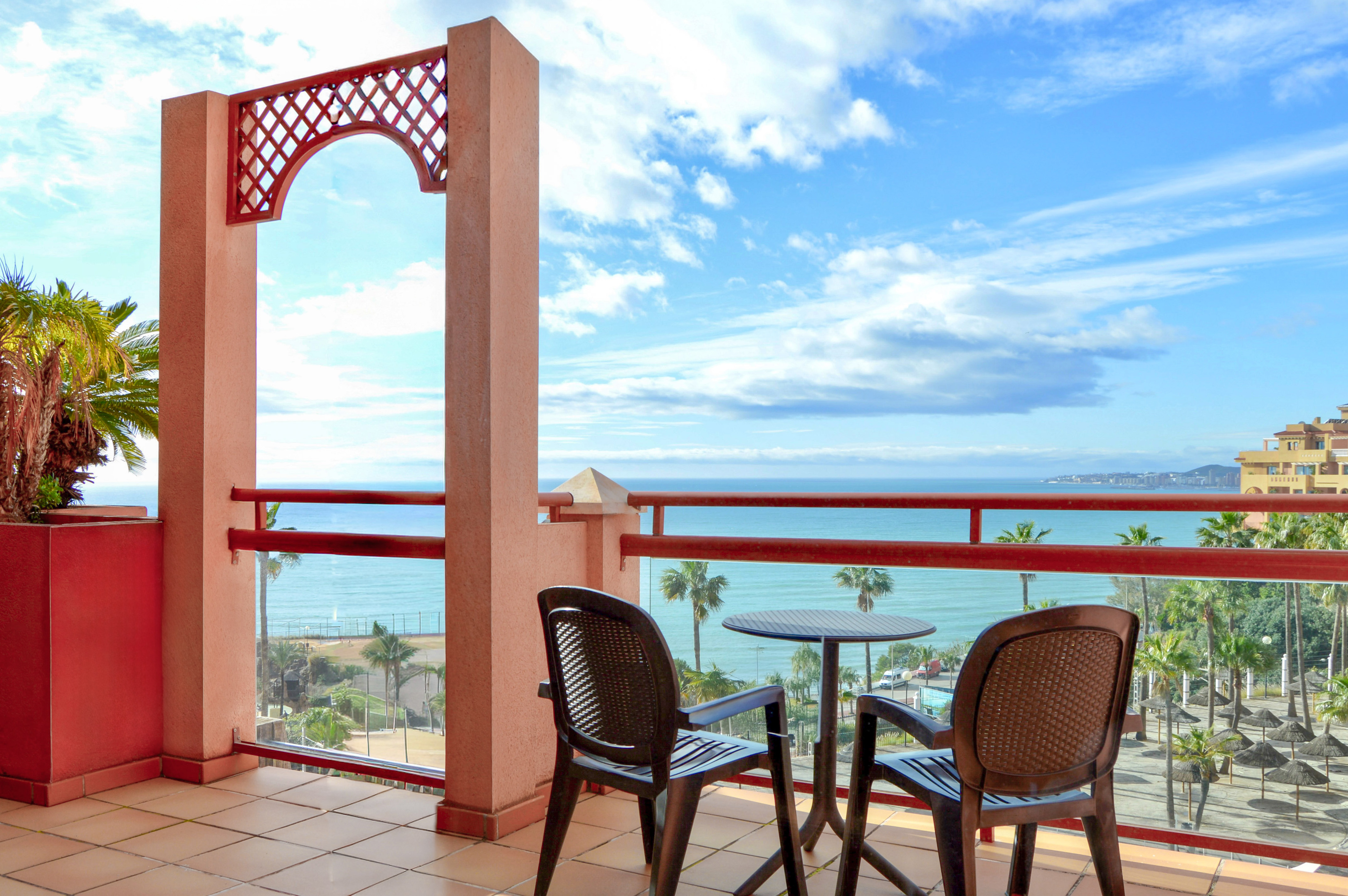 Junior suite front sea view