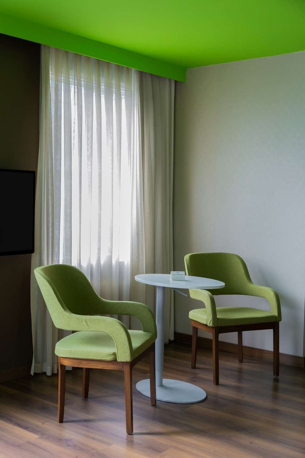 Familien- zimmer