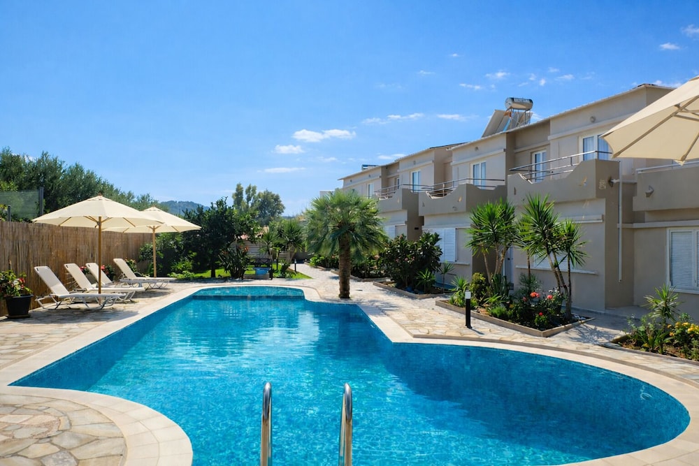 Göteborg - Platanias (Crete) - Secret Garden Hotel