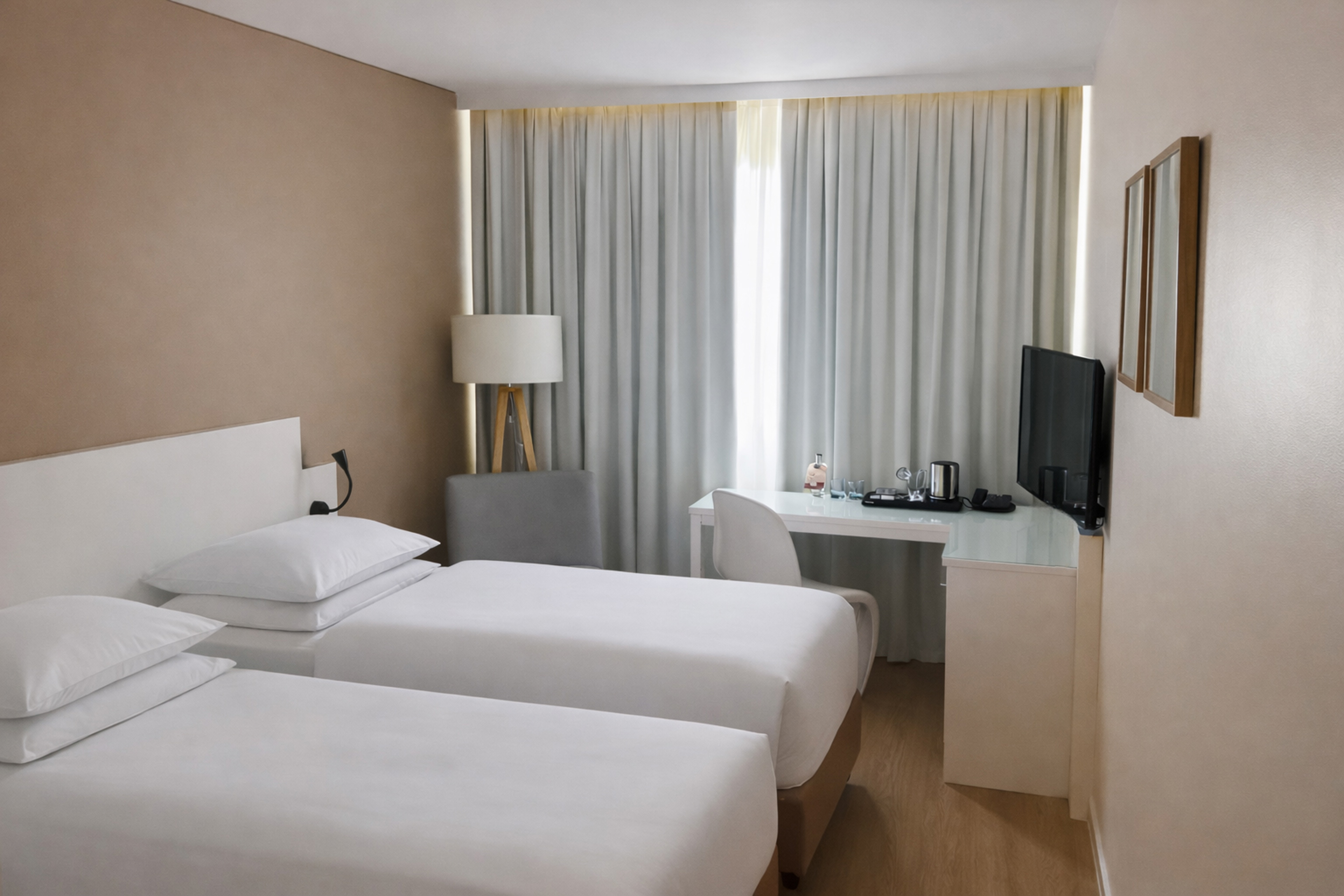 Standard twin room