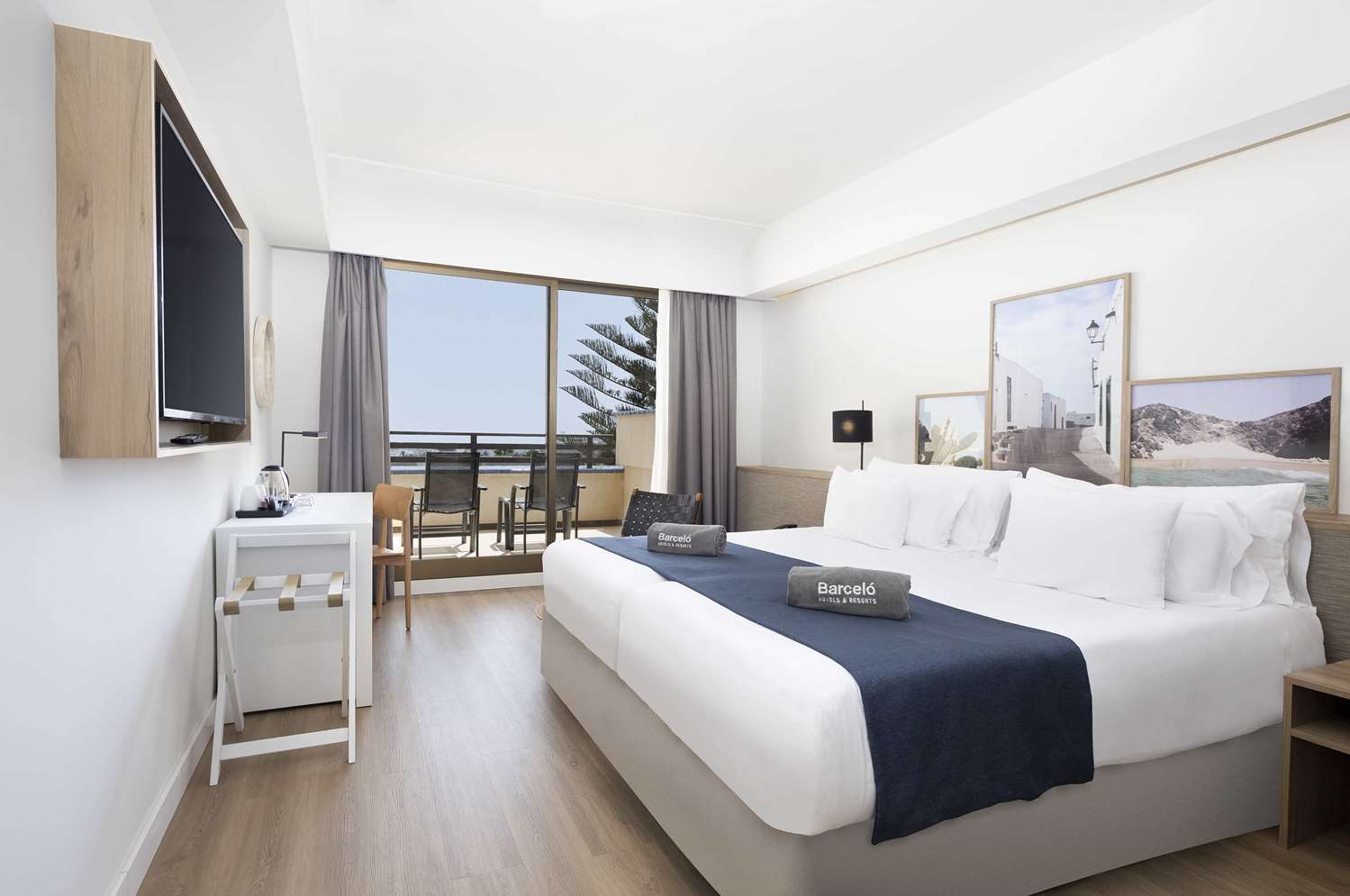 Double Room with Pool View