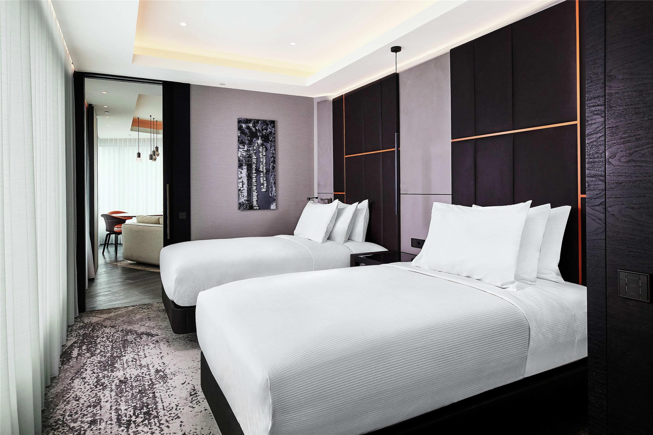 2 bedroom suite
