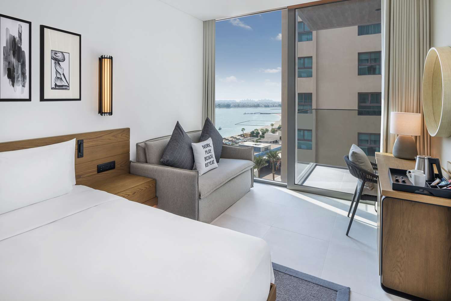 Superior room with partial sea view
