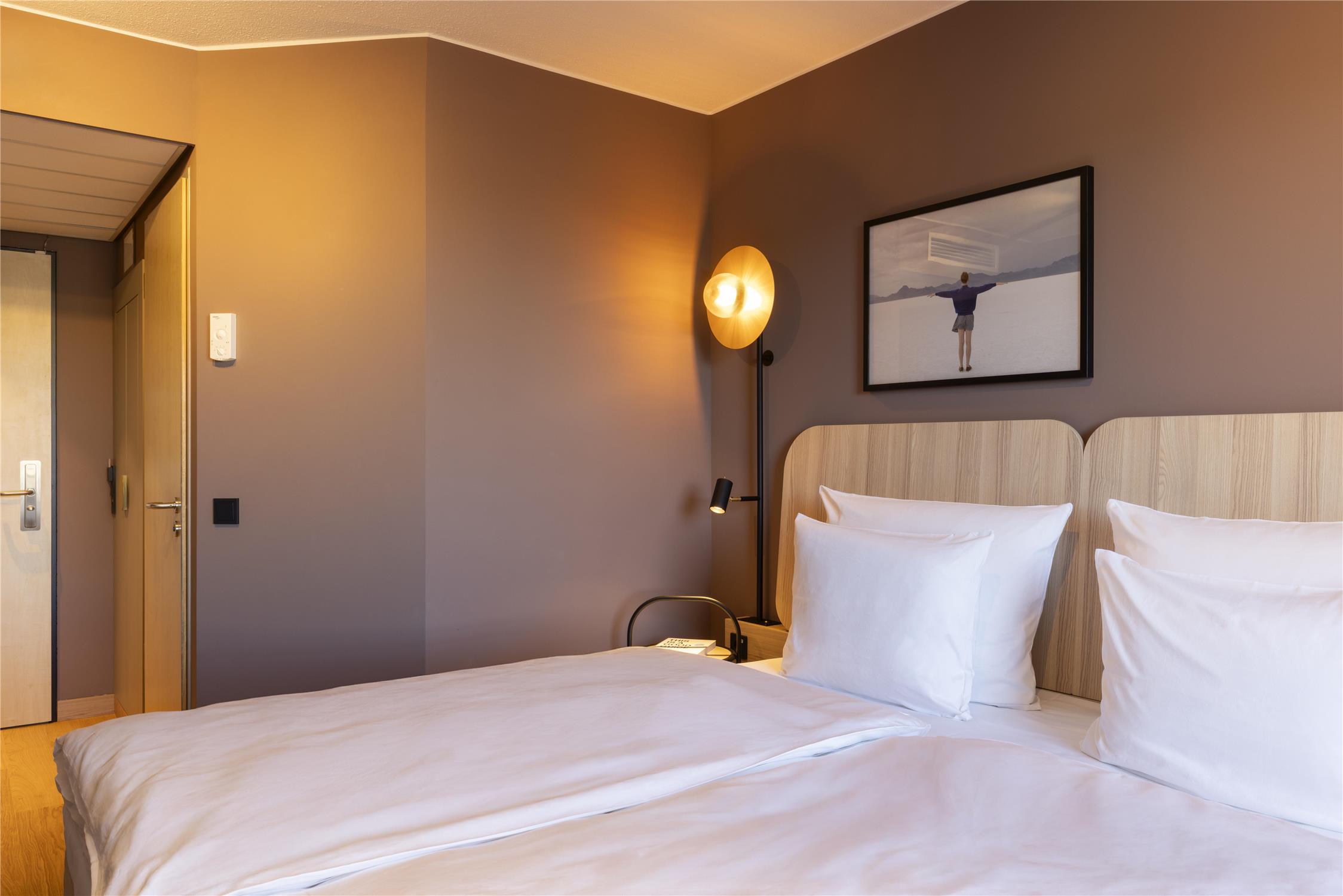 Standard king room