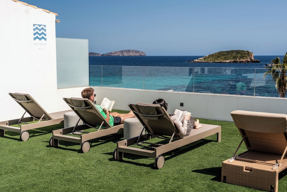 Outsite Ibiza – Work, Connect, Explore