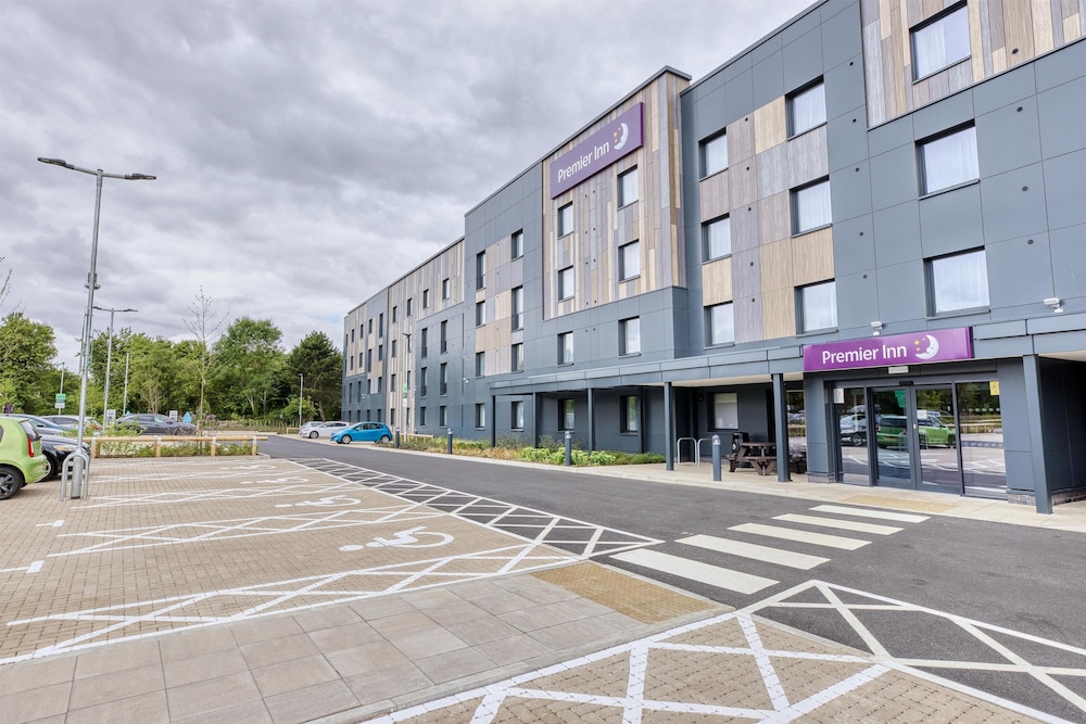 Premier Inn Milton Keynes – Willen Lake