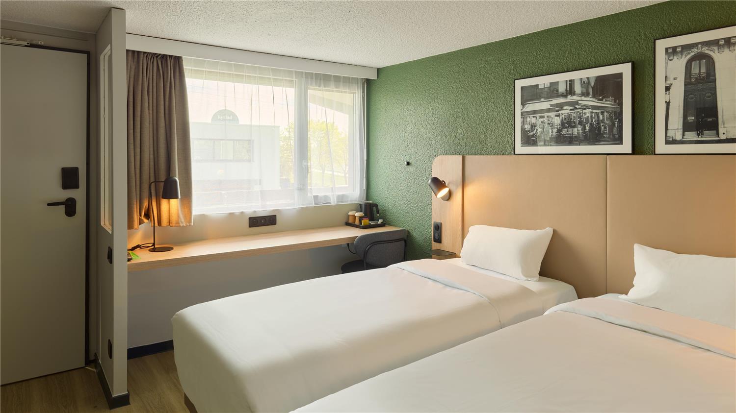 Chambre avec 2 lits