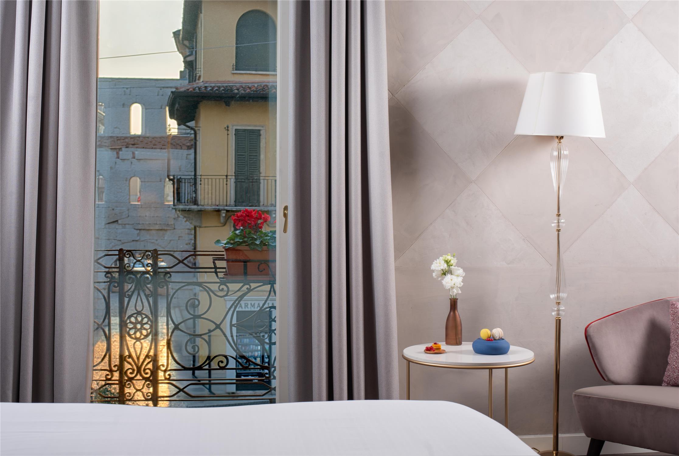 Junior Suite with Extra Bed Adult