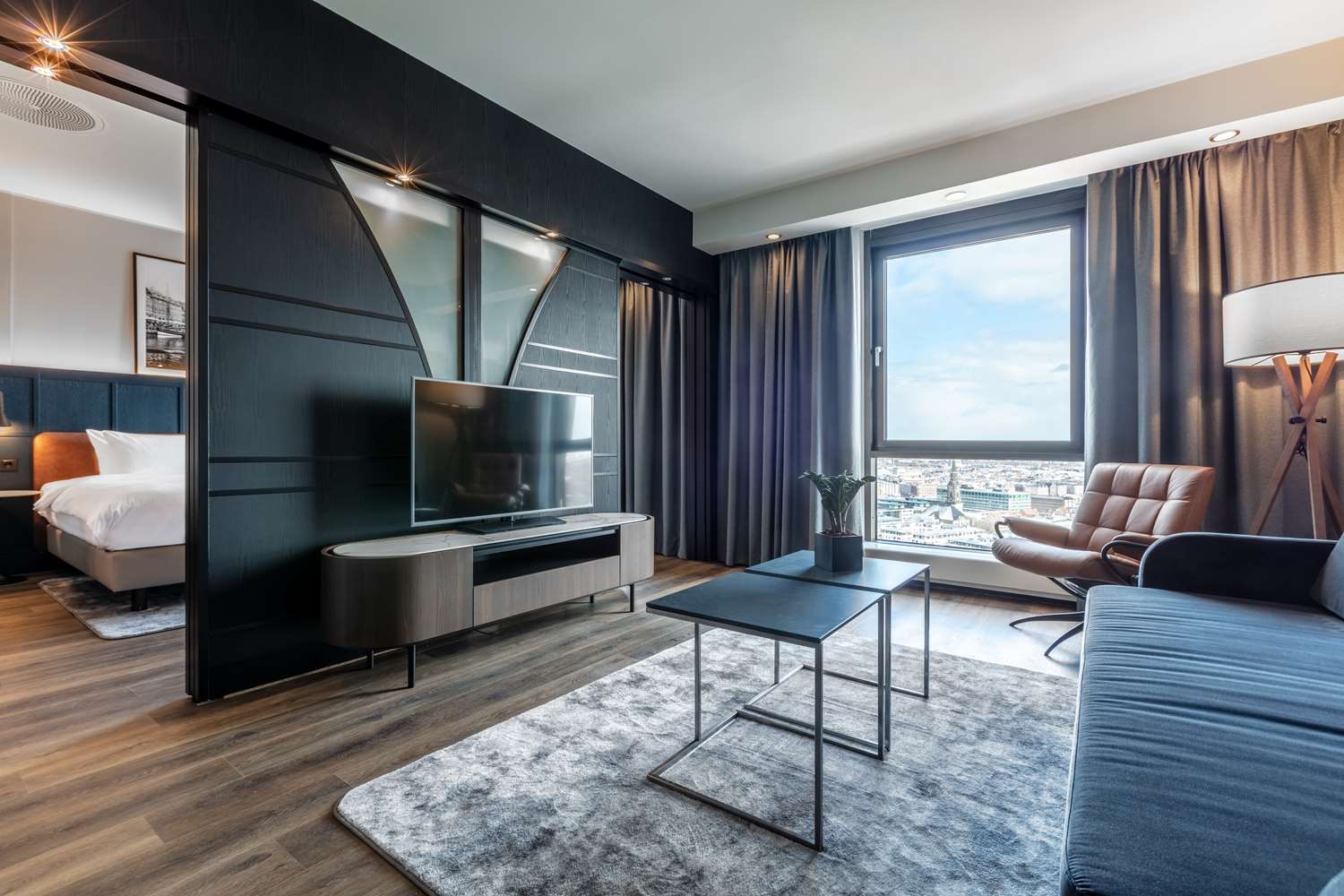 1 camera da letto suite con vista panoramica e vista lago