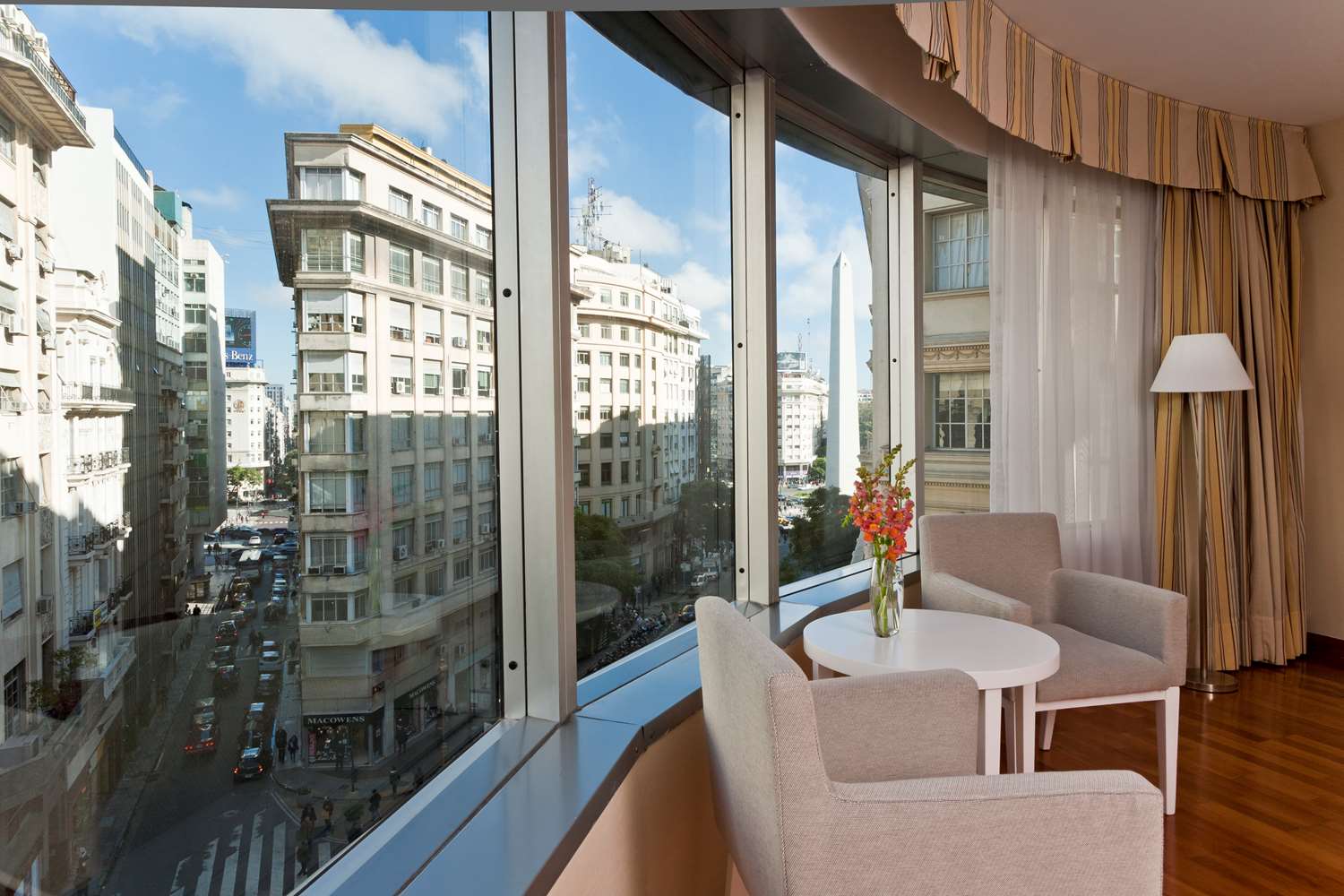 Corner superior room view