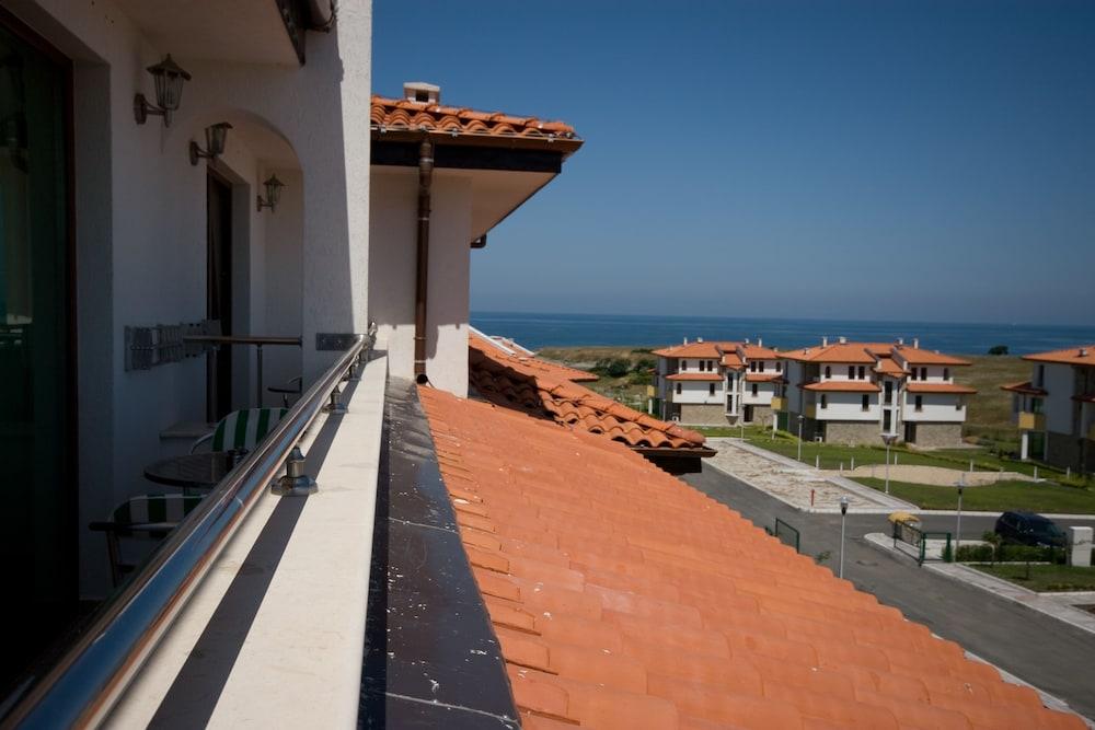 Family Hotel Lalov Egrek