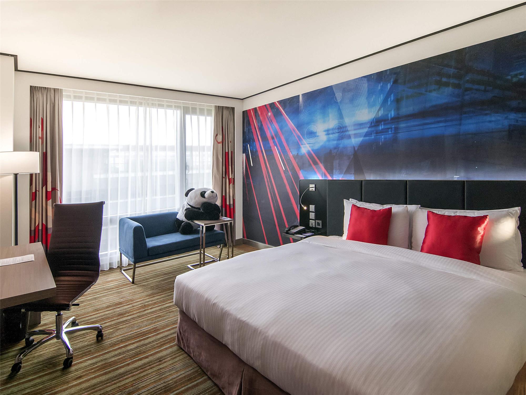 Premier executive floor