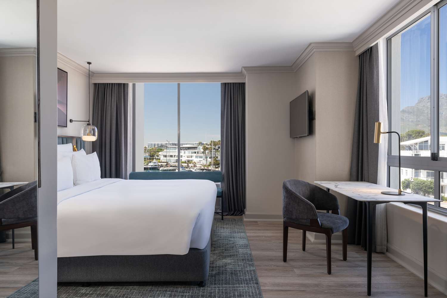 Collection superior room - marina view