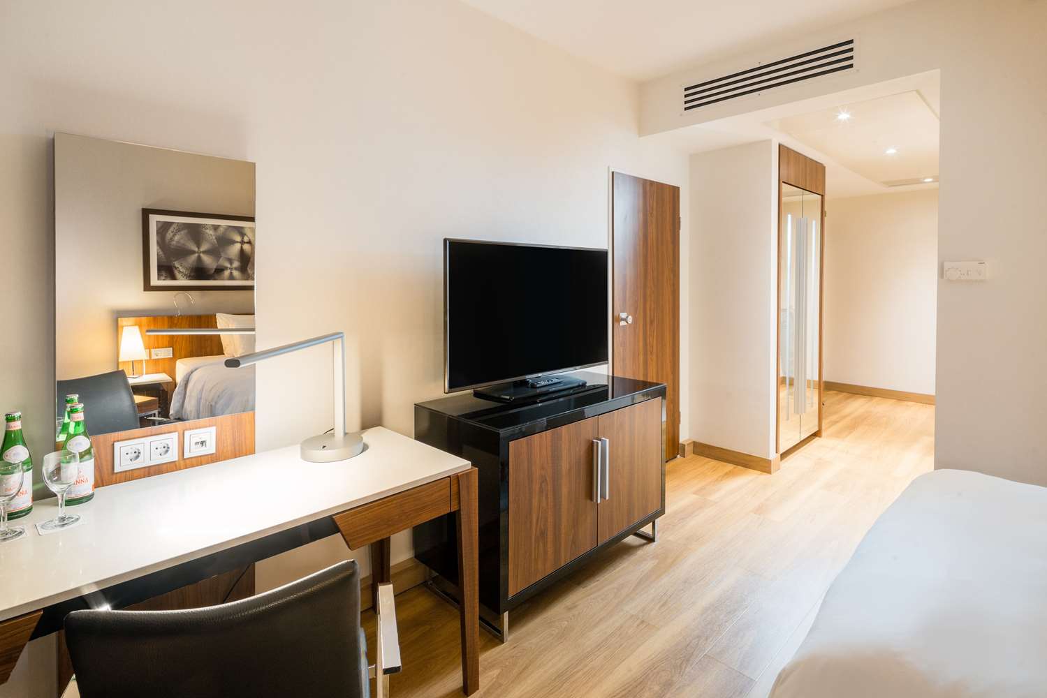 Double or twin, superior  room with river view