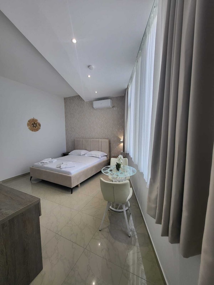 Alv Rent Room Foto 2