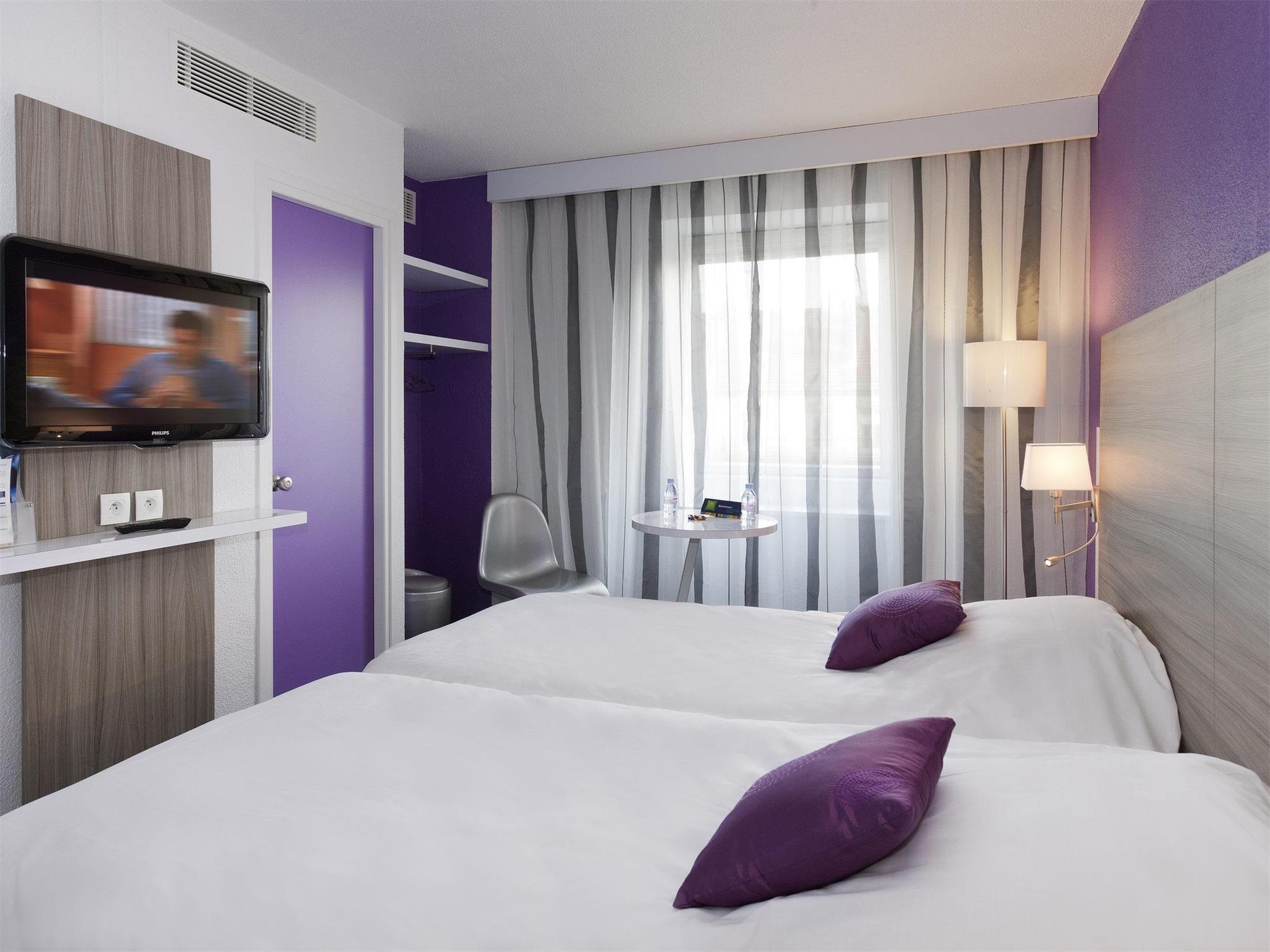 Zimmer mit 2 einzelbetten