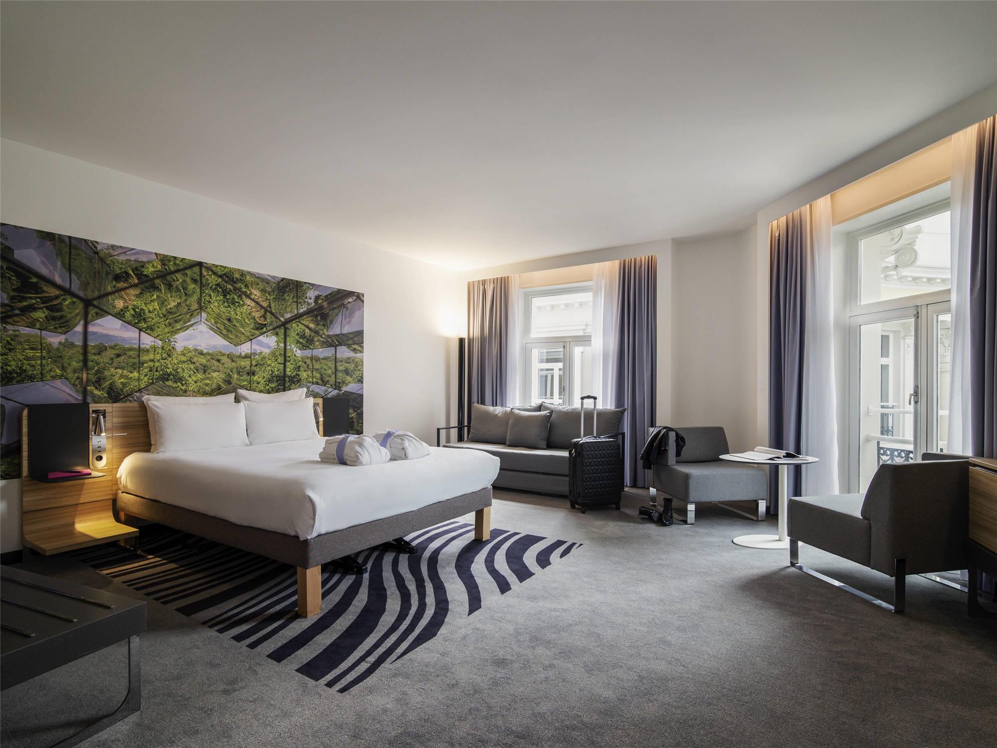 Superior suite
