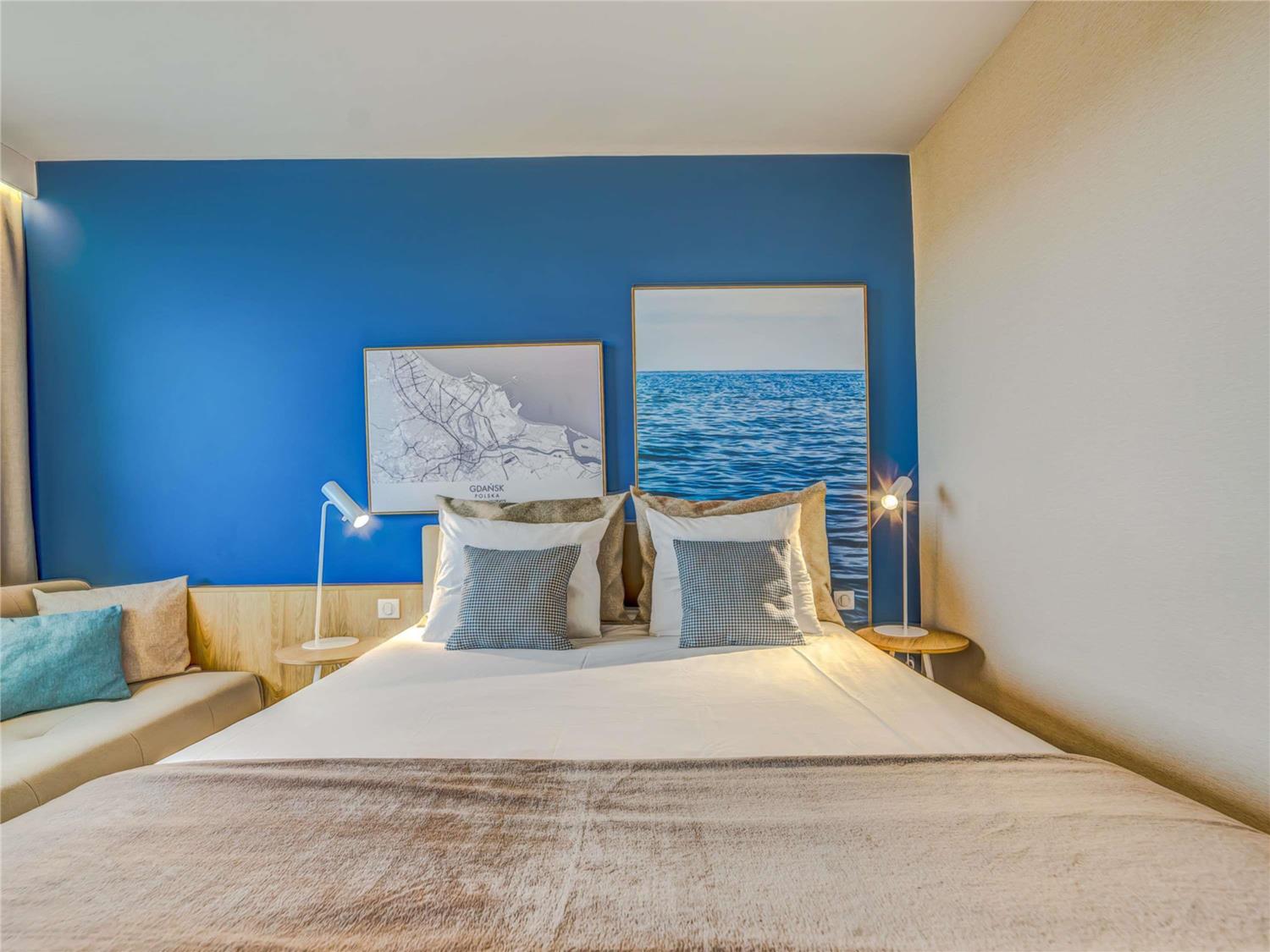Comfortable air-conditioned standard room with sofa bed