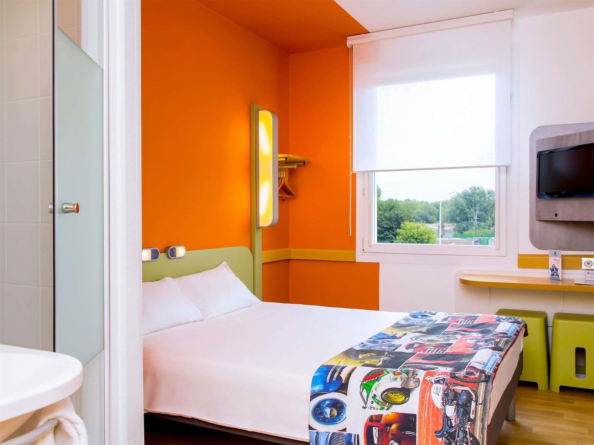 Standard double room