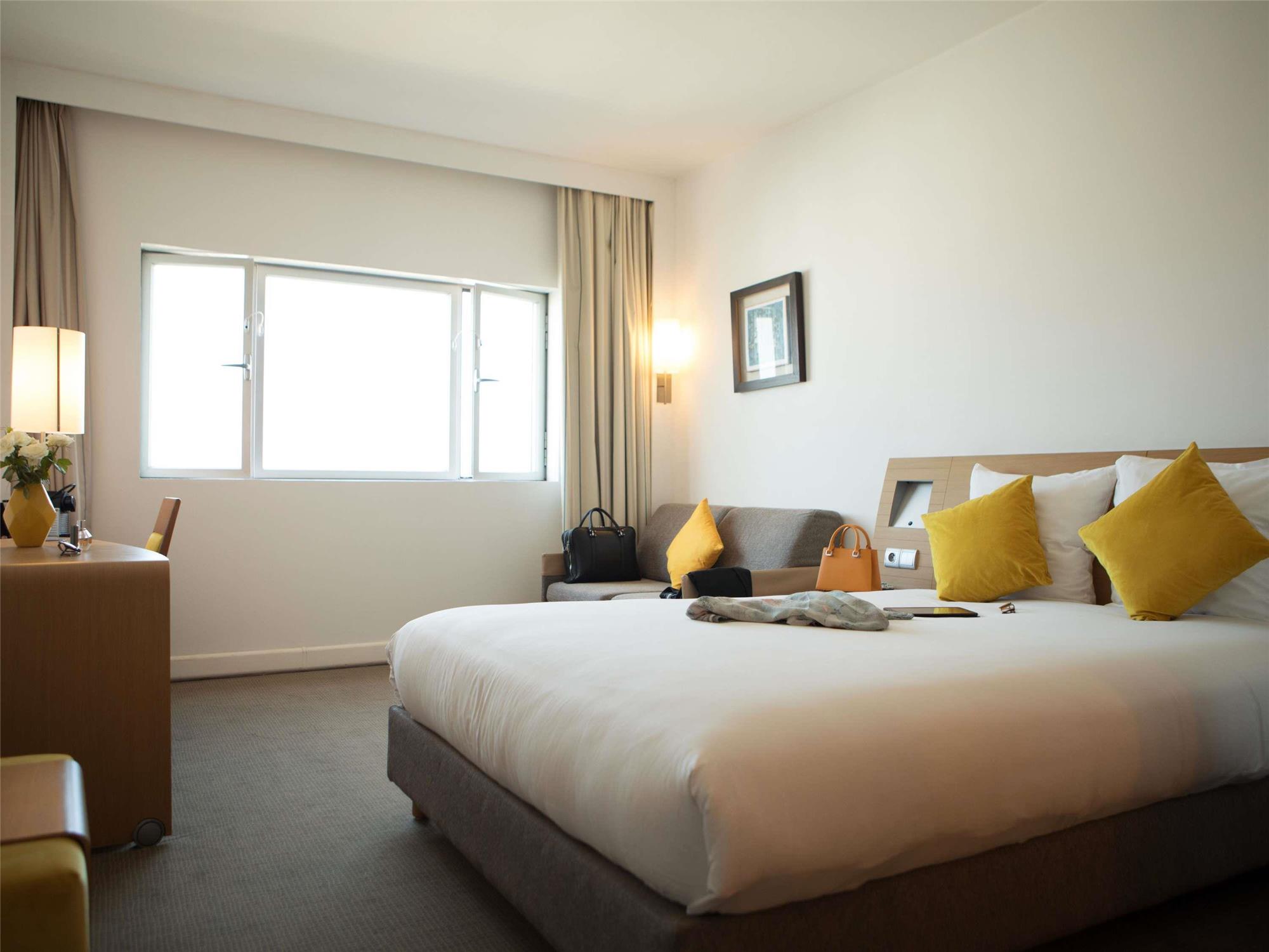 Supérieur(e) chambre