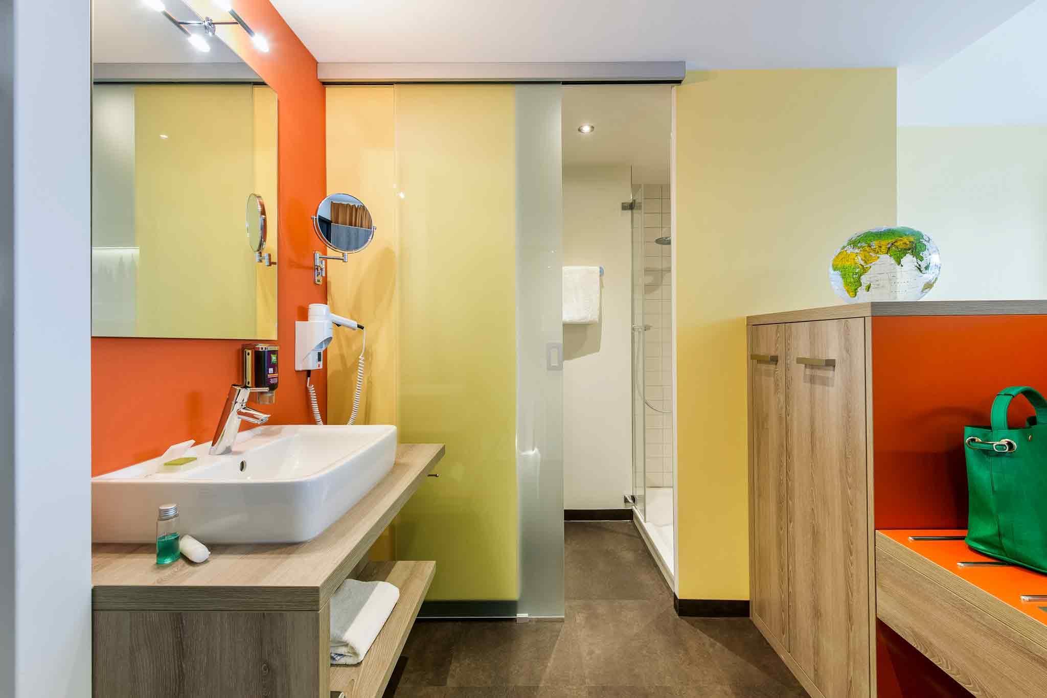 Comfort Twin Room