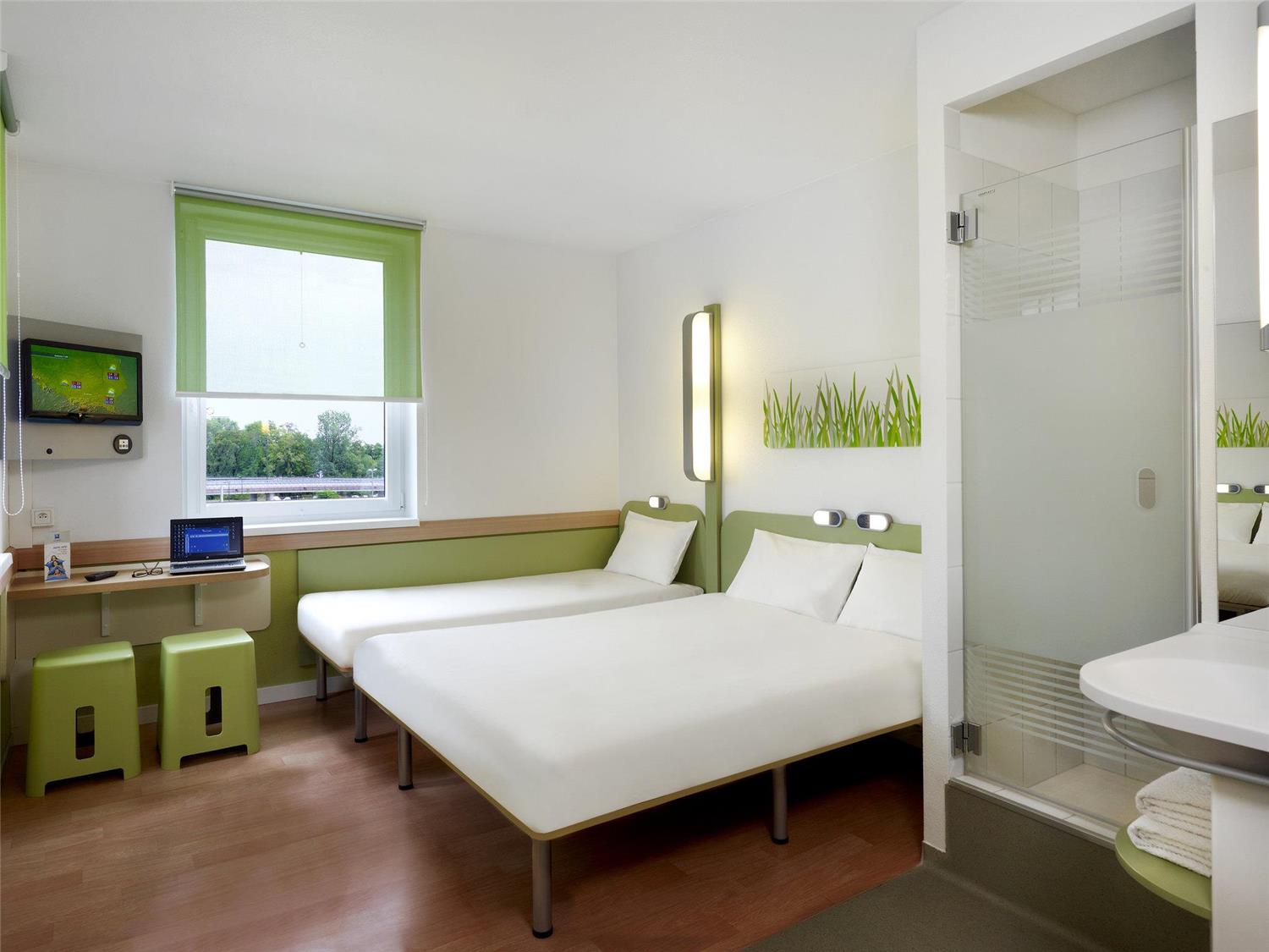 Standard double room