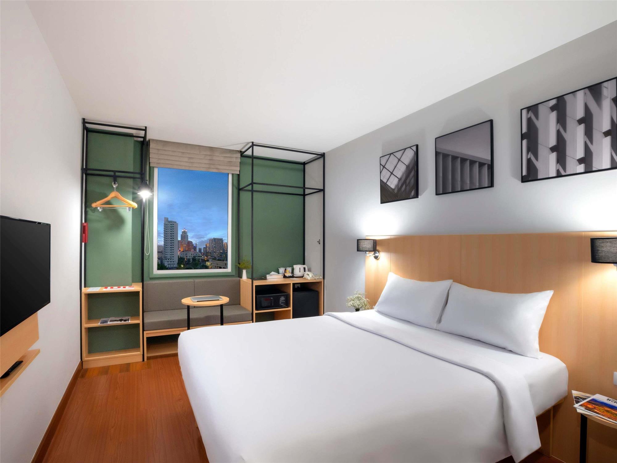 Superior room