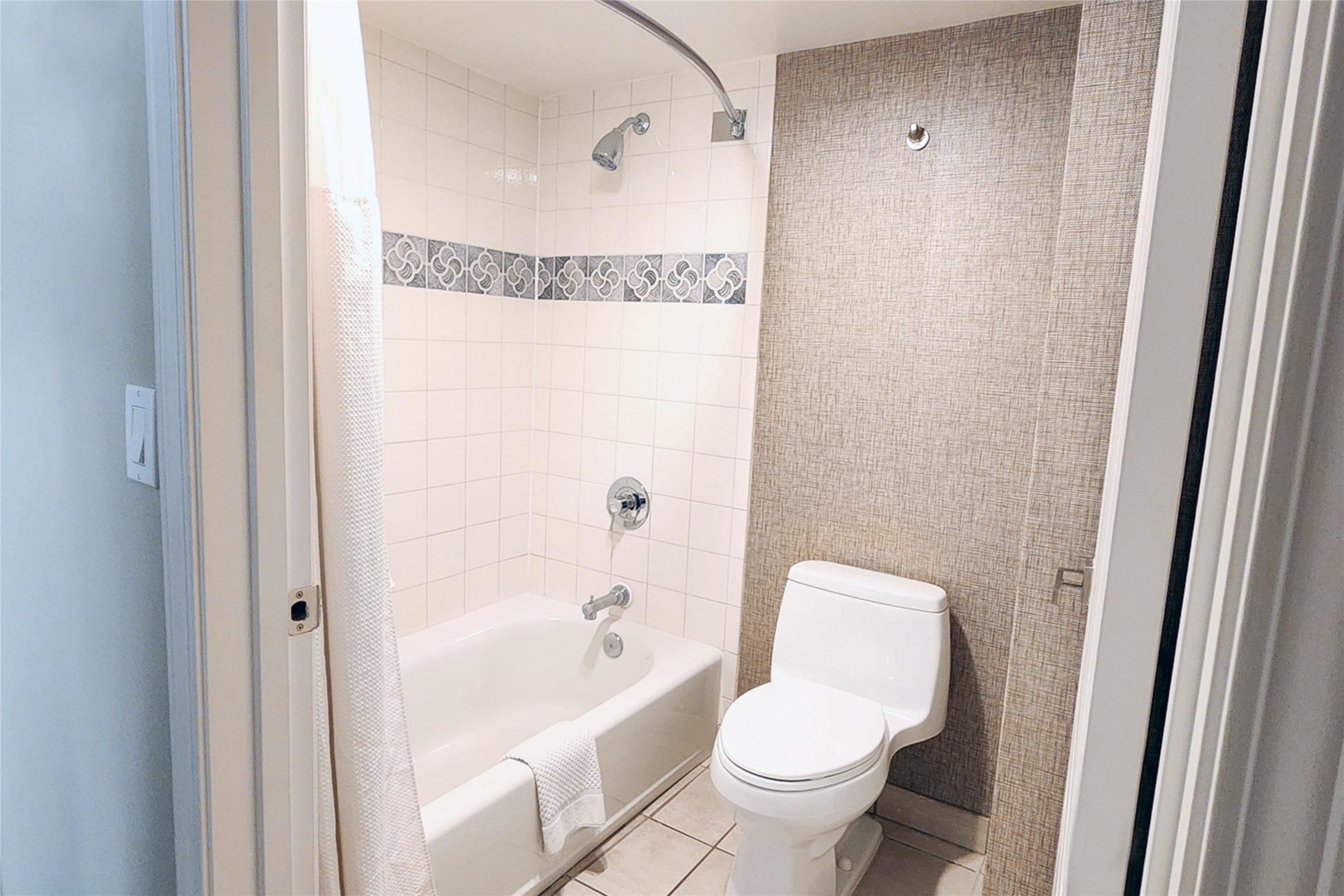1 bedroom suite