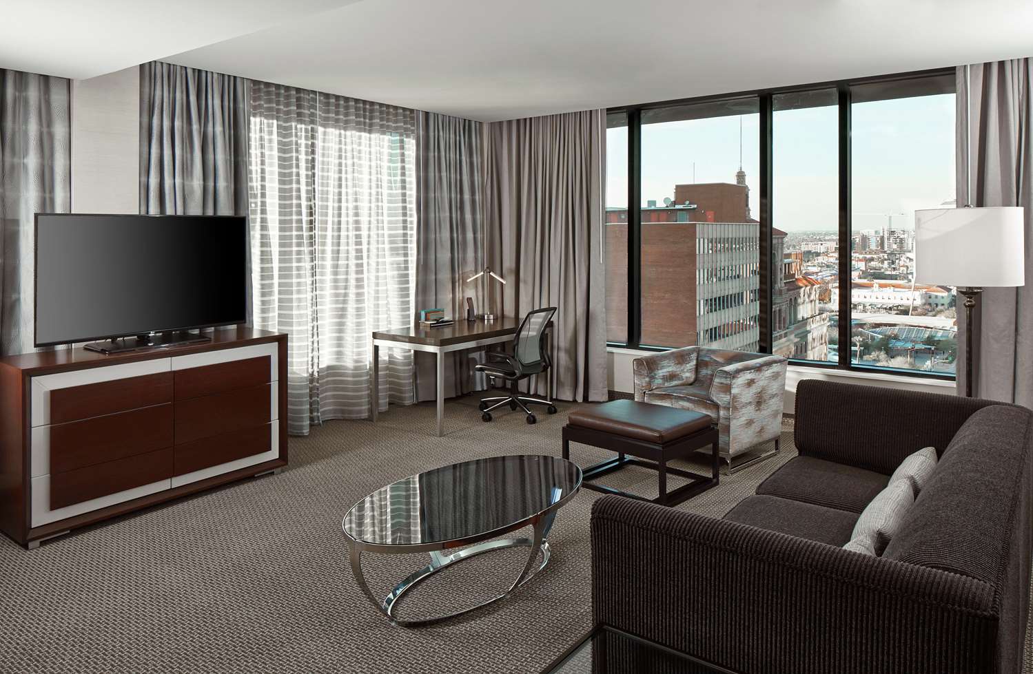 1 bedroom suite