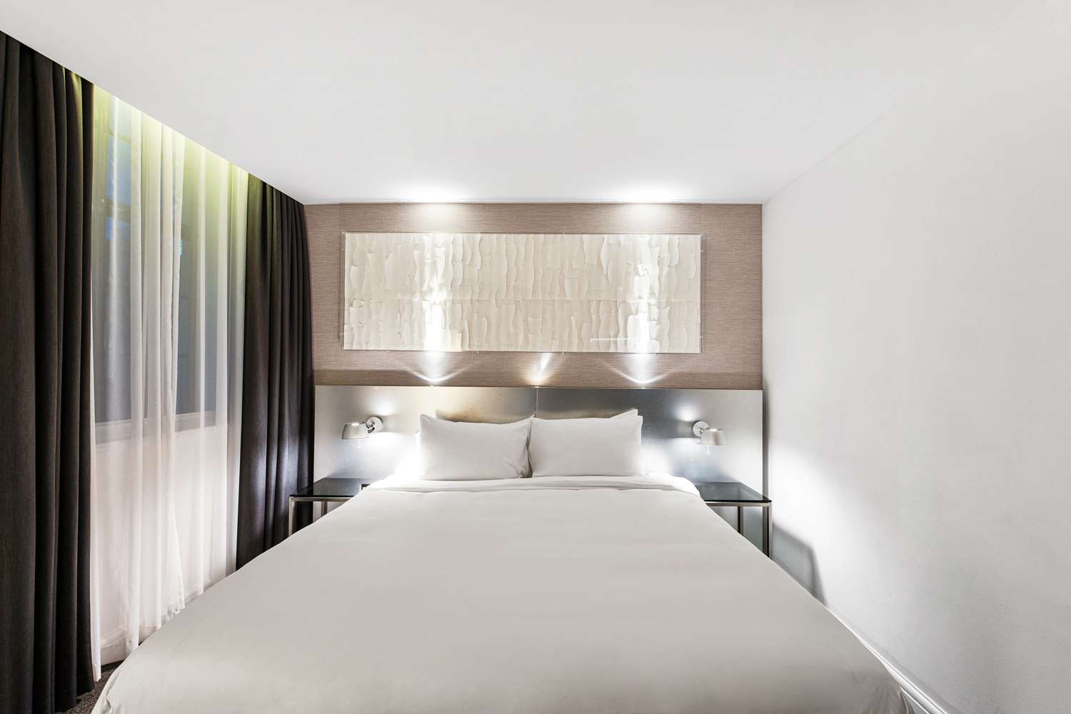 Junior suite with cathedral views