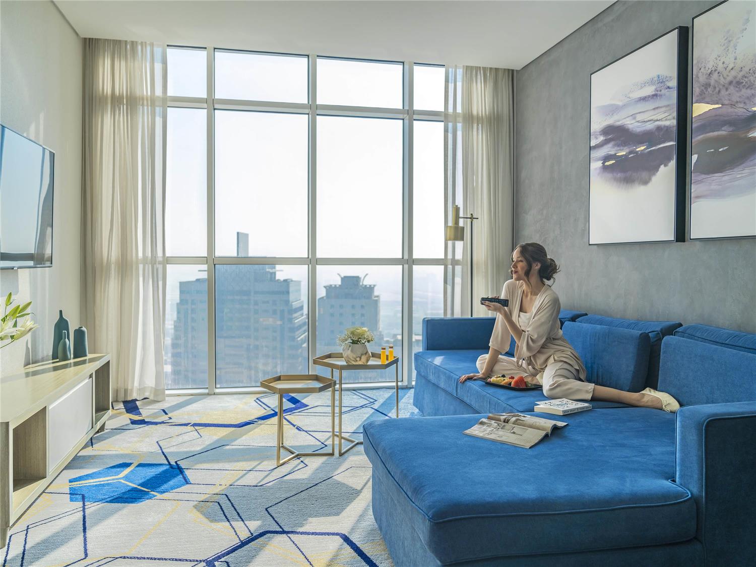 Deluxe Suite with Lagoon View