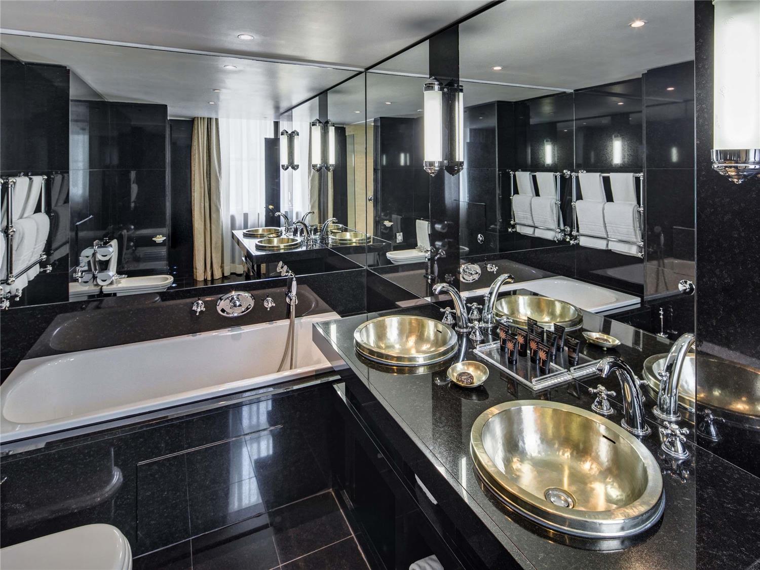 Deluxe junior suite