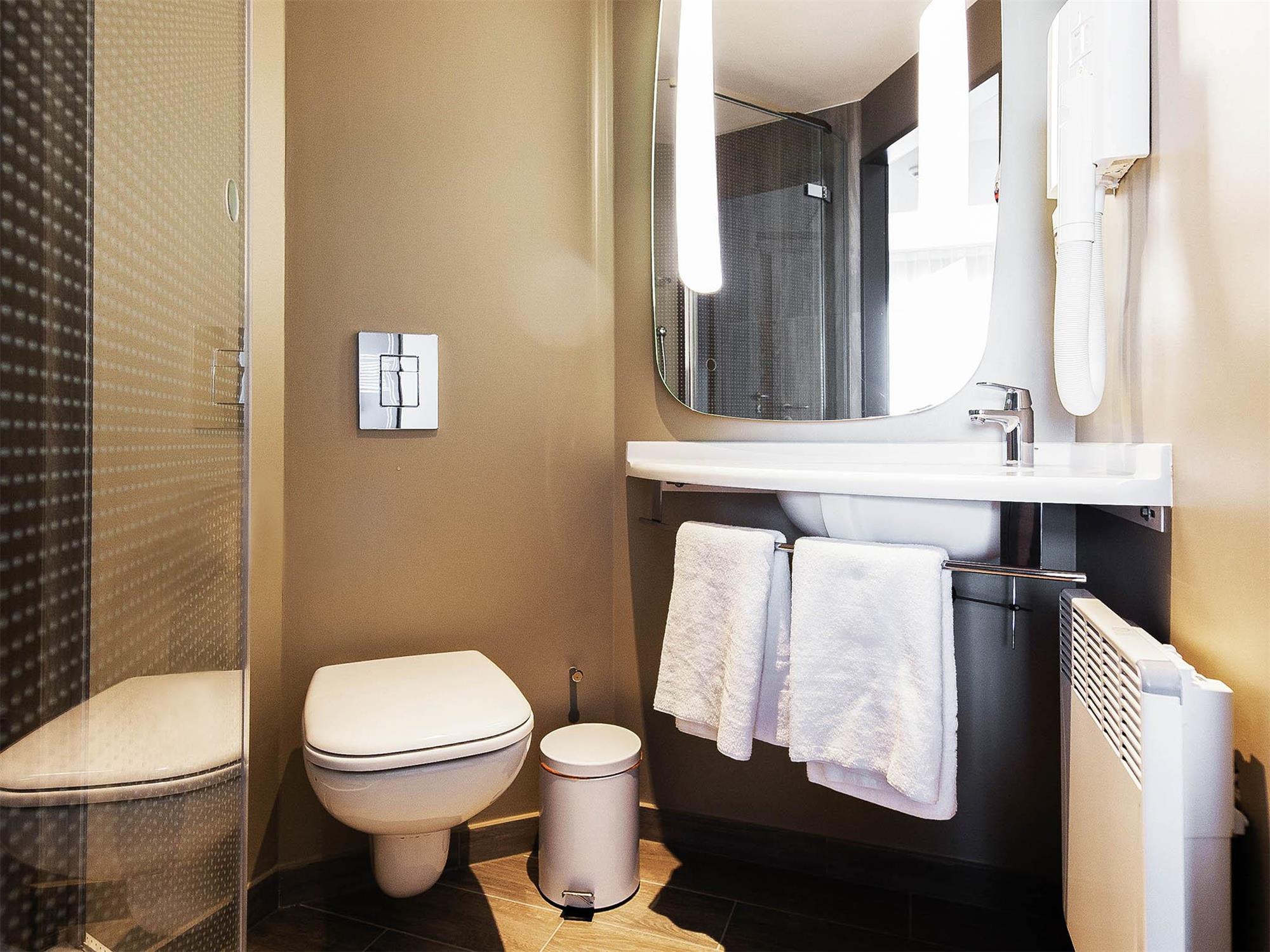 Standard double room