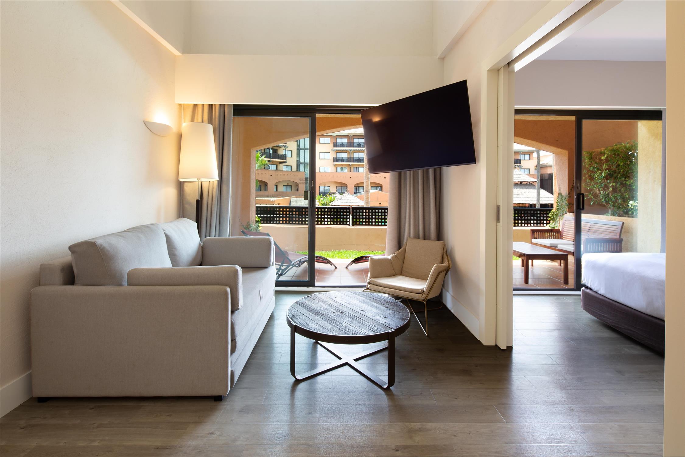 2 Bedroom Suite