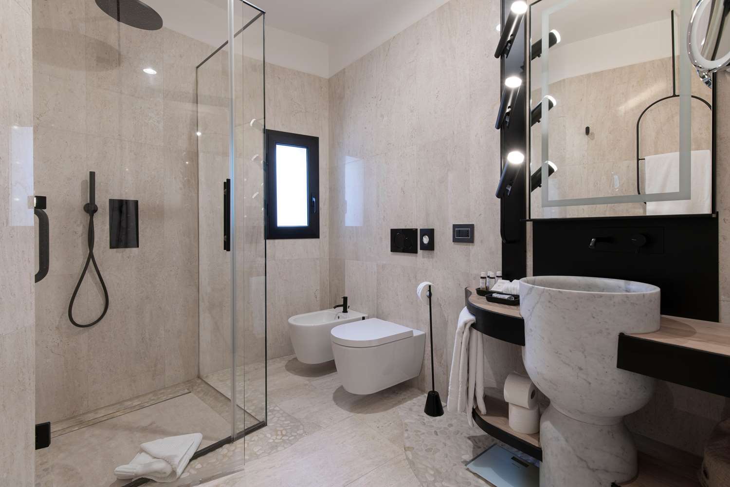 Deluxe Room with Sea View