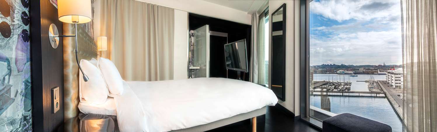 Superior room with river view