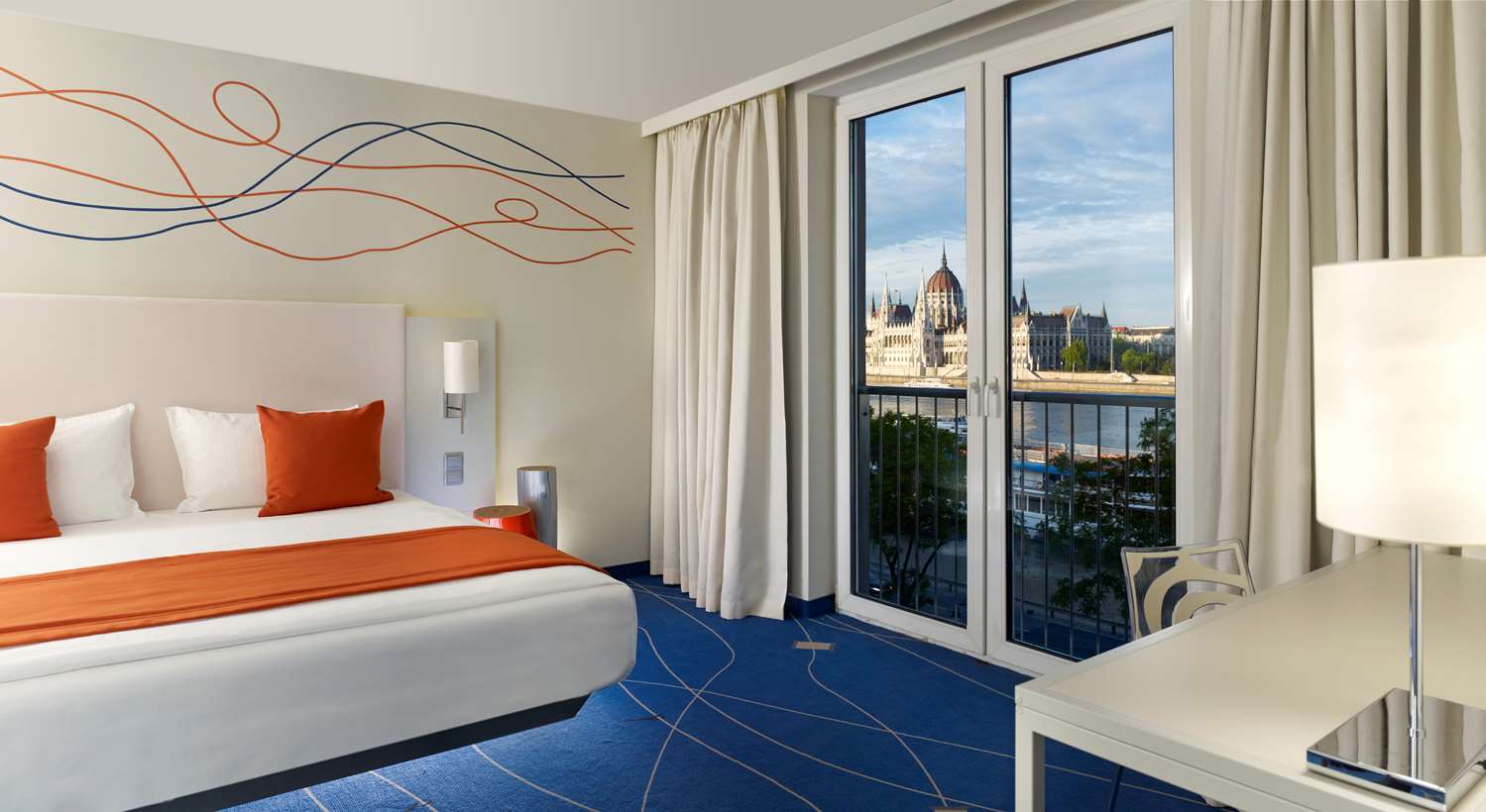 1 Bedroom Suite with View