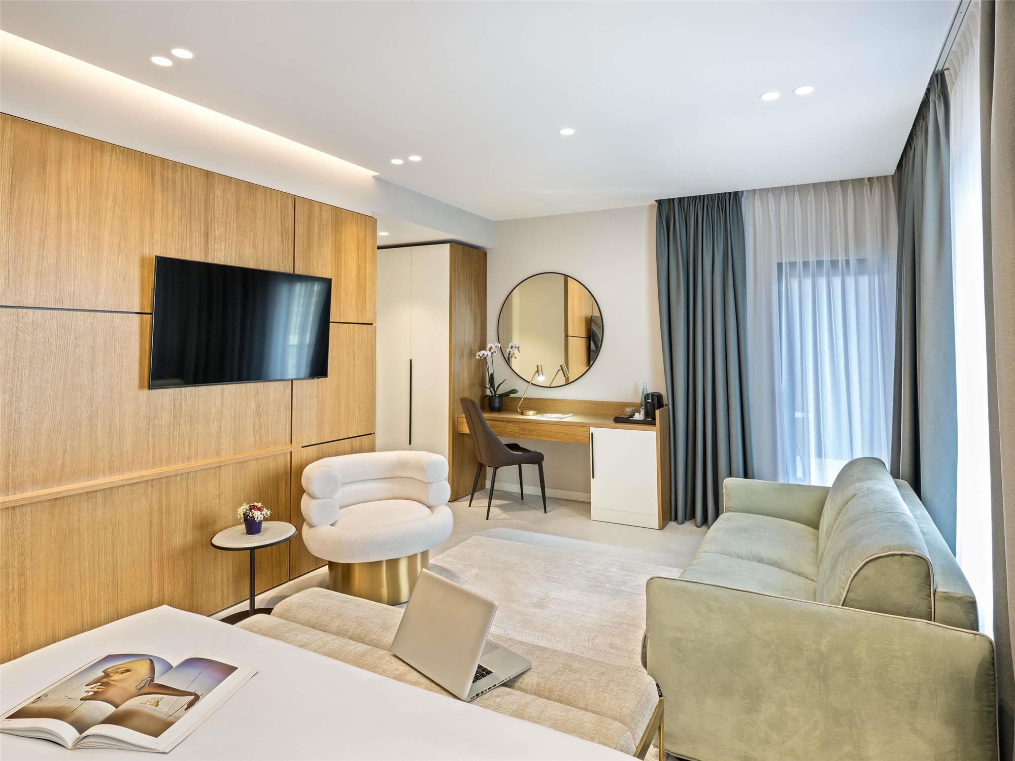Superior room