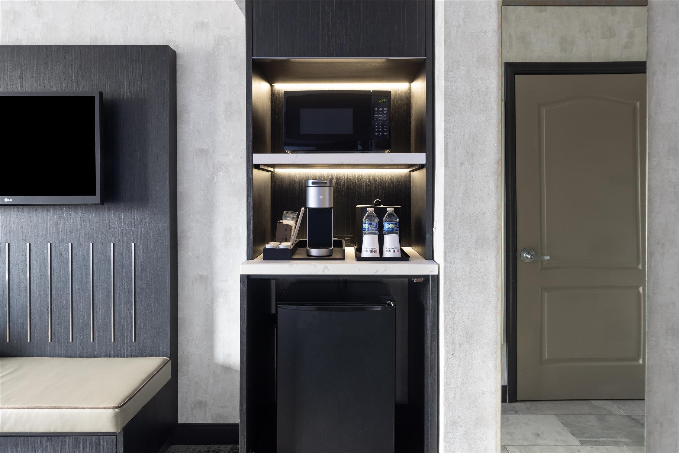 High Floor Room with City View