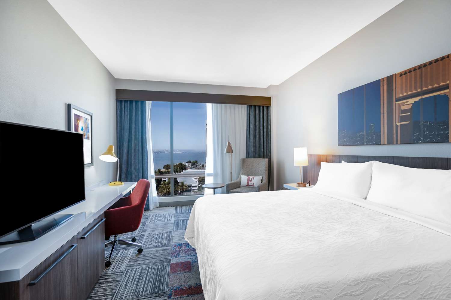 High Floor Room with Bay view