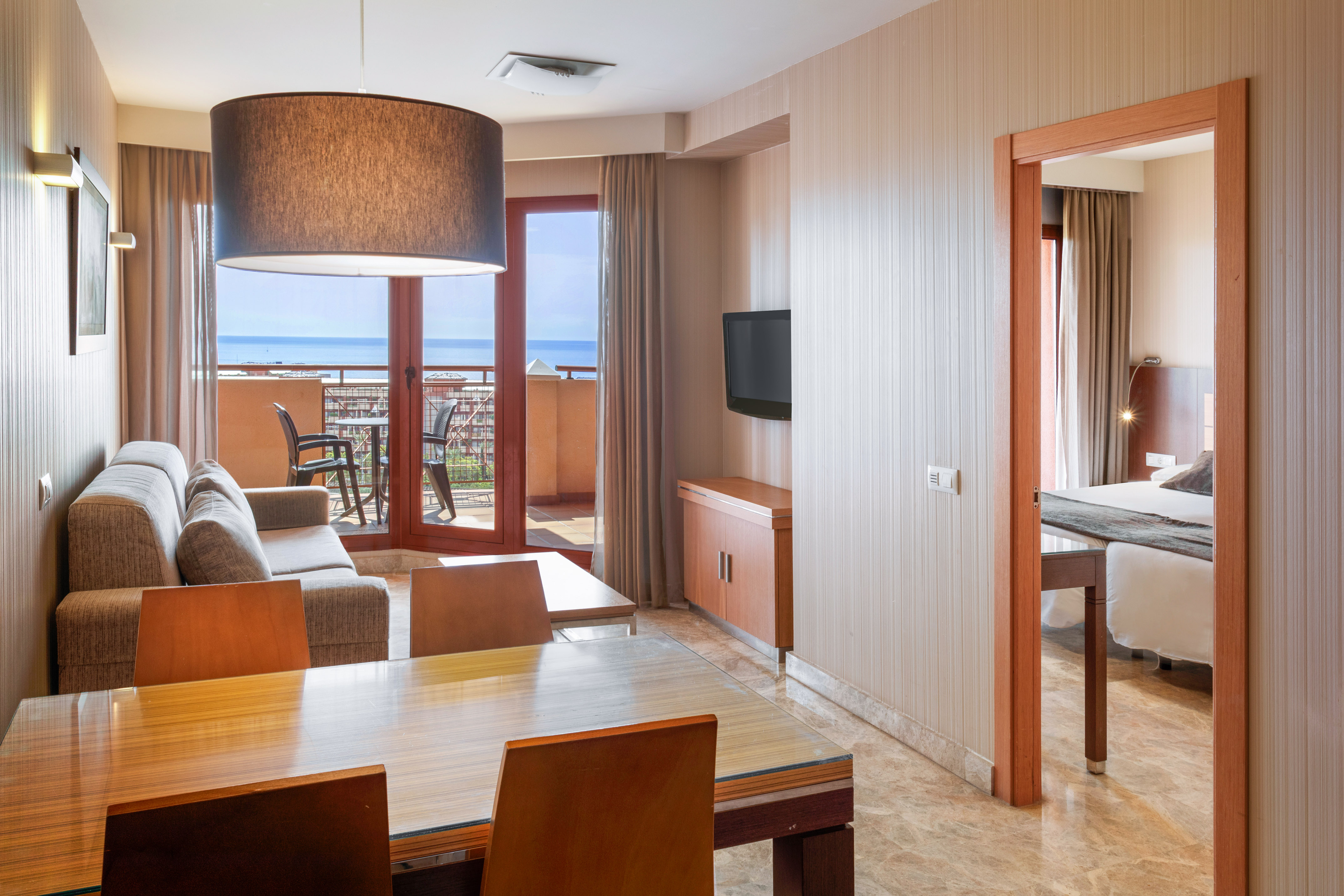 Junior Suite Front Sea View 4 Adults
