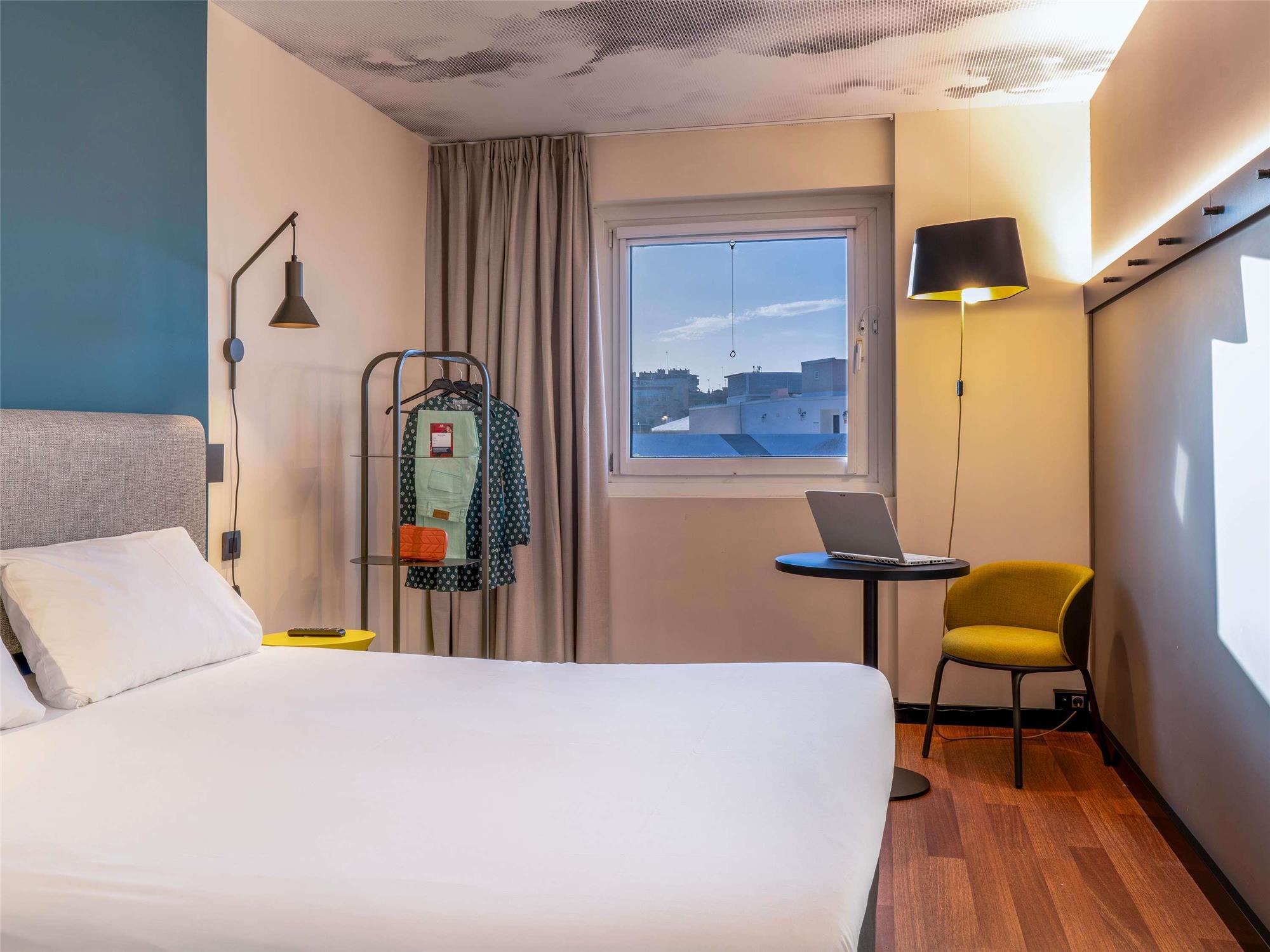 Supérieur(e) chambre