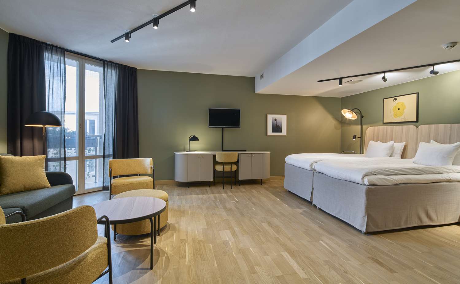 Superior Twin Room