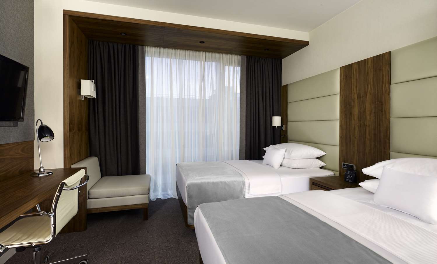 Family Interconnecting Room