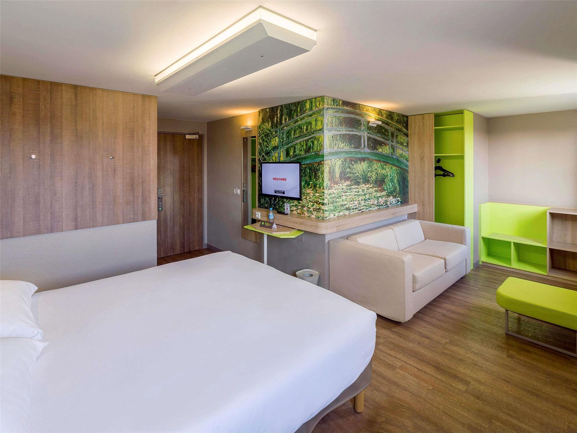 Family standard suite