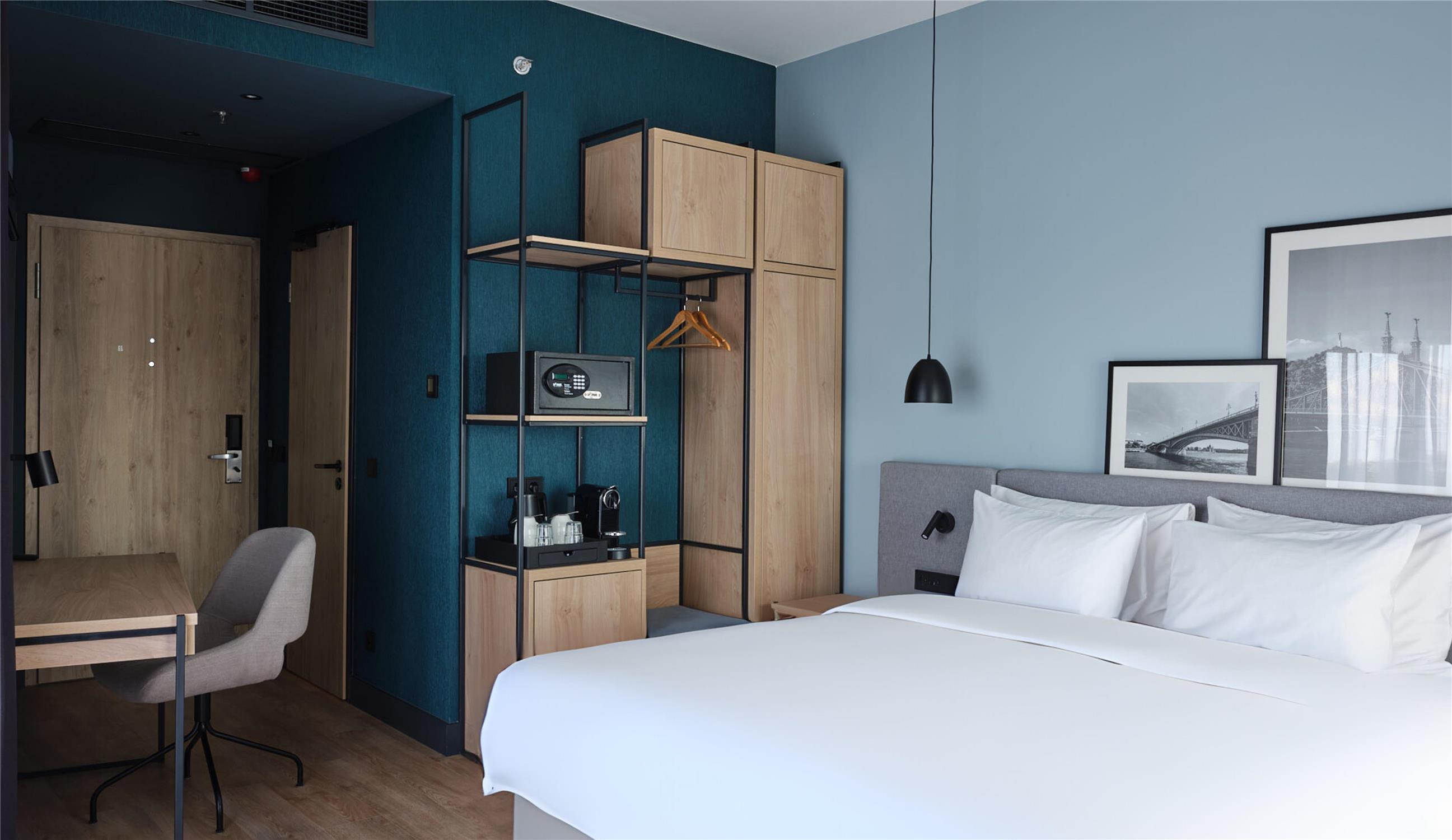 Premium Room