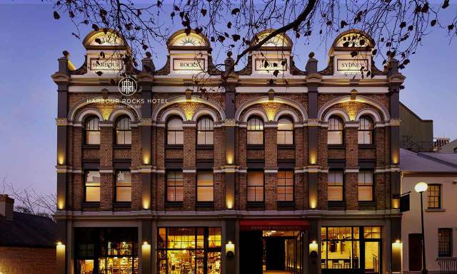 

MGALLERY HARBOUR ROCKS HOTEL S