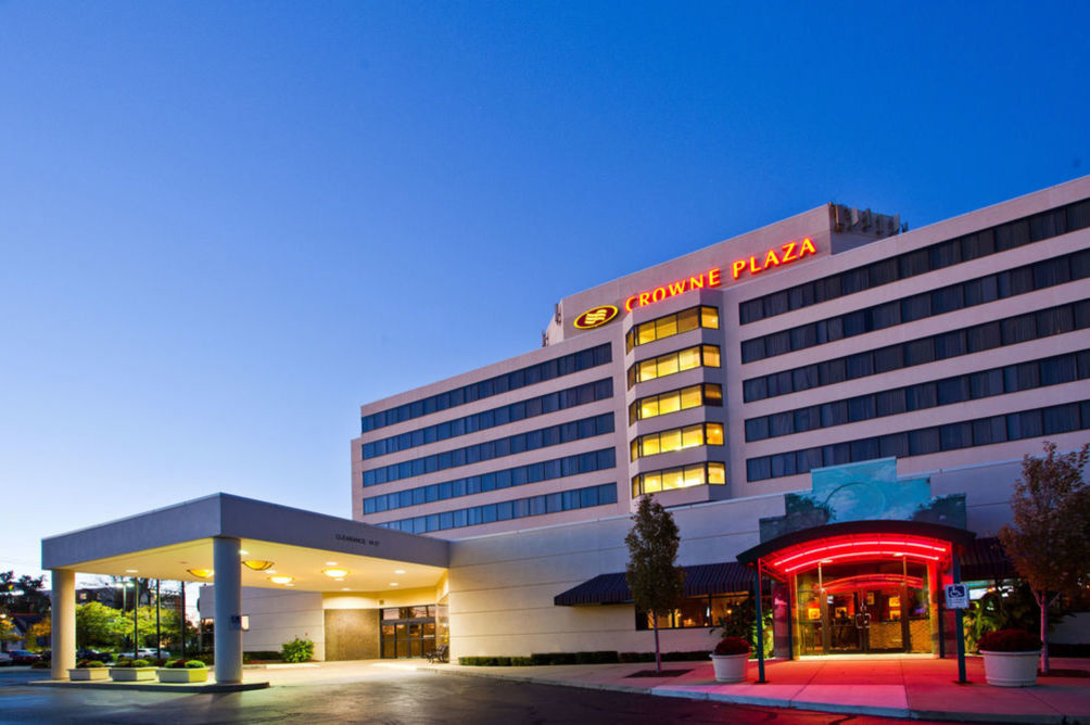 

Crowne Plaza Hotel Auburn Hills